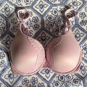 Victoria's Secret Blush Pink Lace-Trim T-Shirt Bra